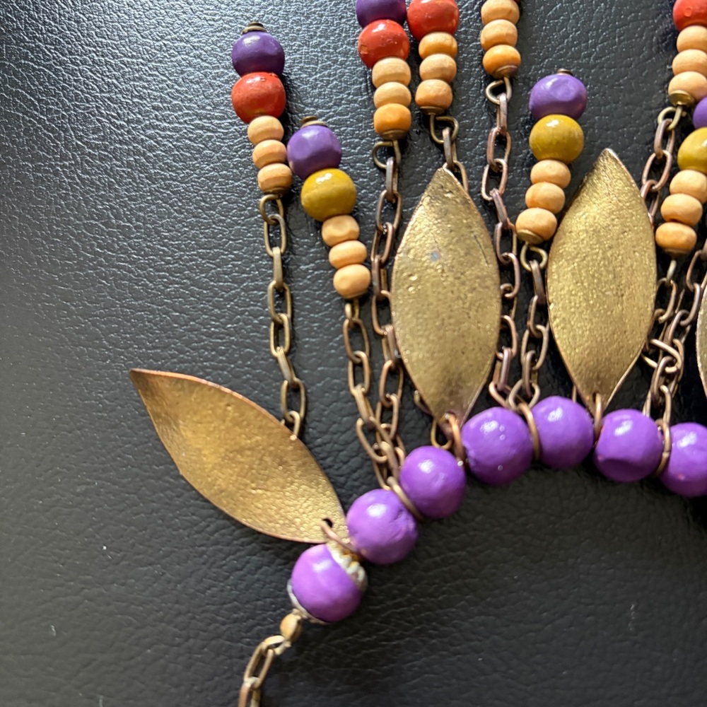Anthropologie Bib Statement Necklace, gold leaves, wooden beads, 19”